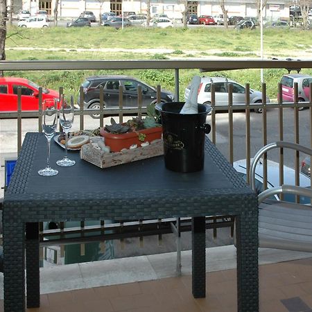 Aparthotel La Dimora Di Livia Lido di Ostia Zewnętrze zdjęcie